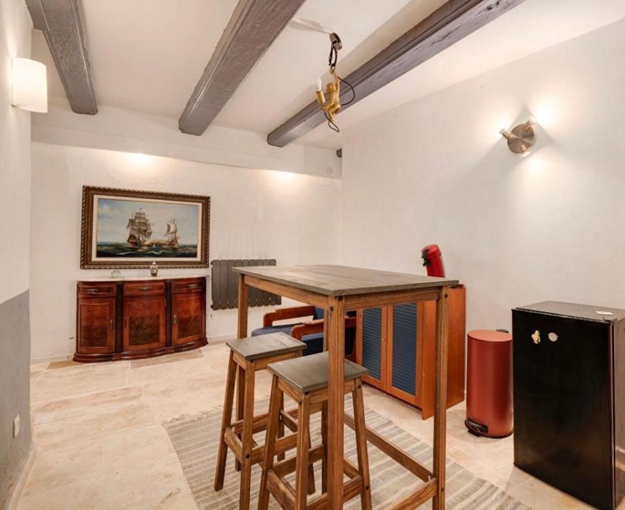 Rent Big Room With Breakfast Free In Old City Nancy Exterior foto